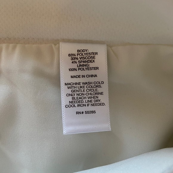 Express White Black Front Zip Mini Skirt Size 12 NWT Color Block - Picture 6 of 8